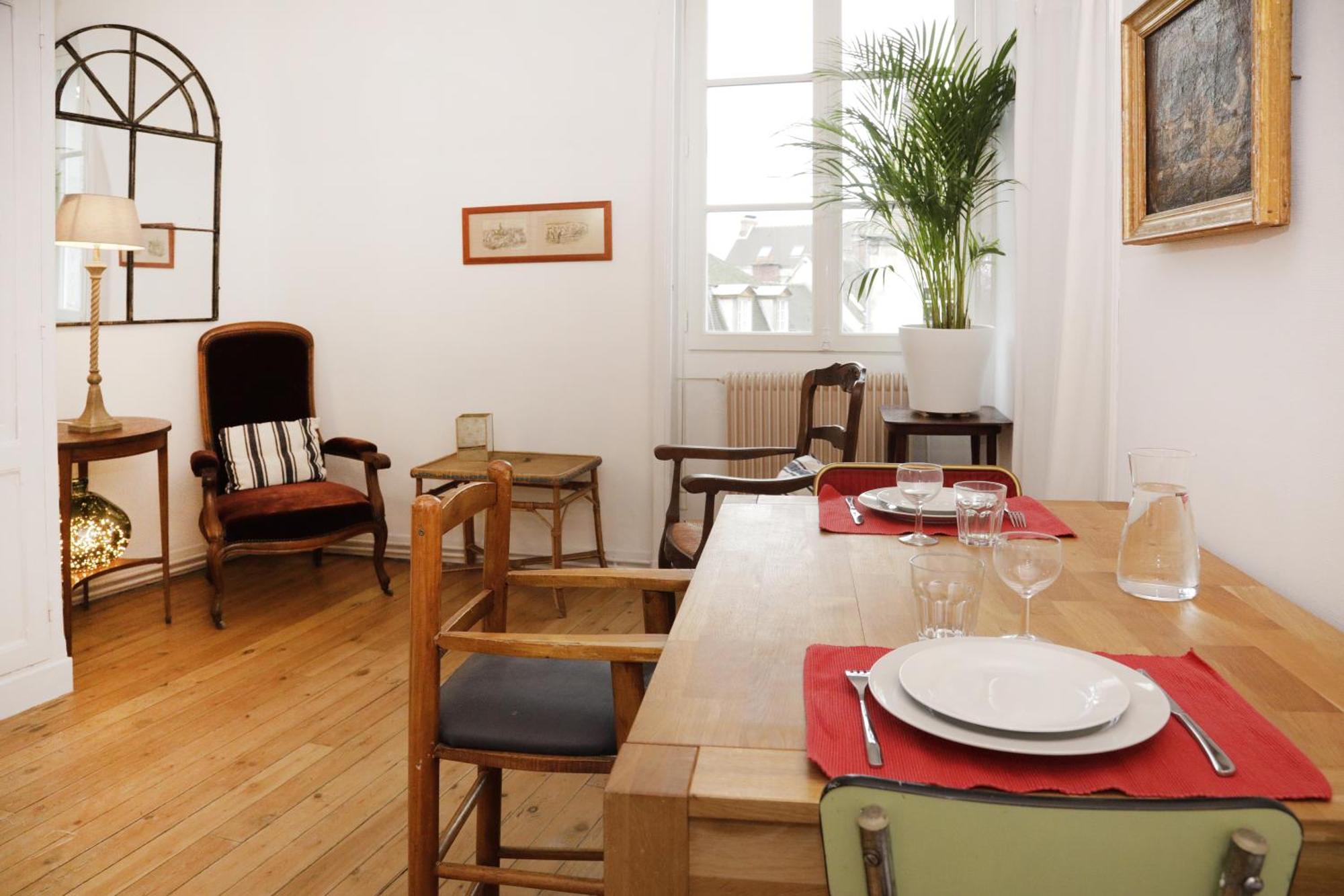 Appartements 4 Vents By La Boite En Plus Санлис Екстериор снимка