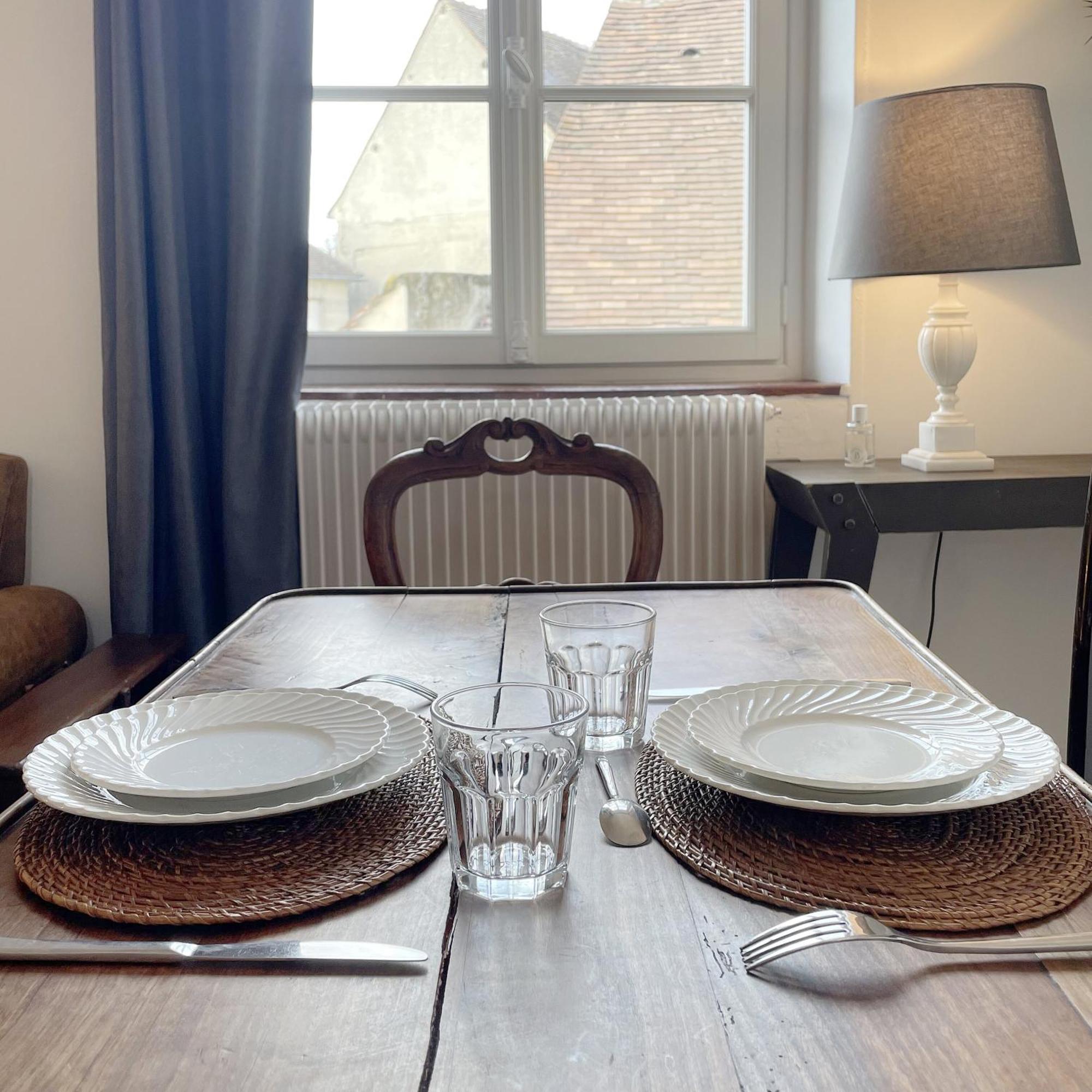 Appartements 4 Vents By La Boite En Plus Санлис Екстериор снимка